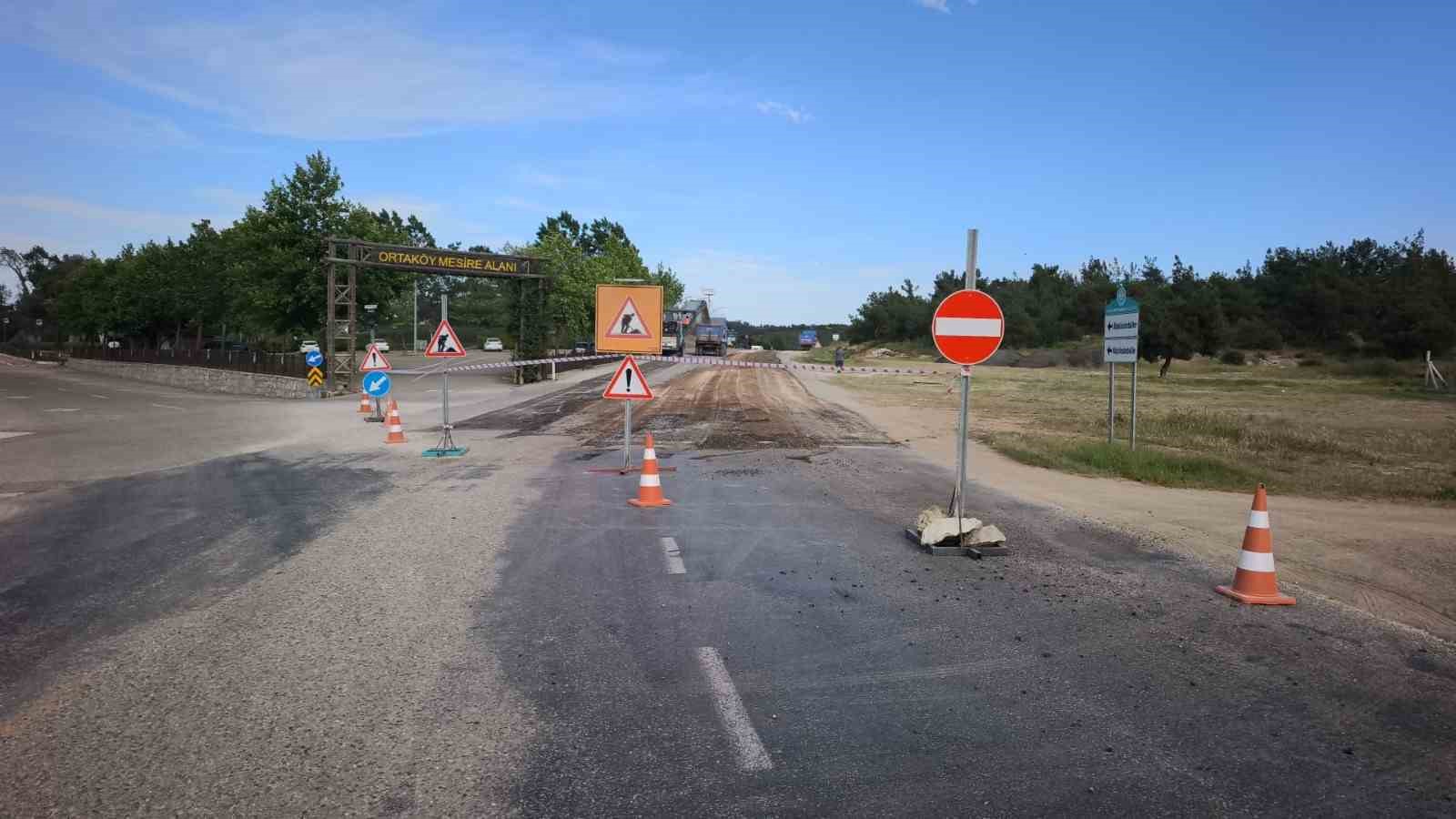 B&uuml;y&uuml;ks&uuml;mb&uuml;ller-Ortak&ouml;y yolunda sıcak asfalt mesaisi