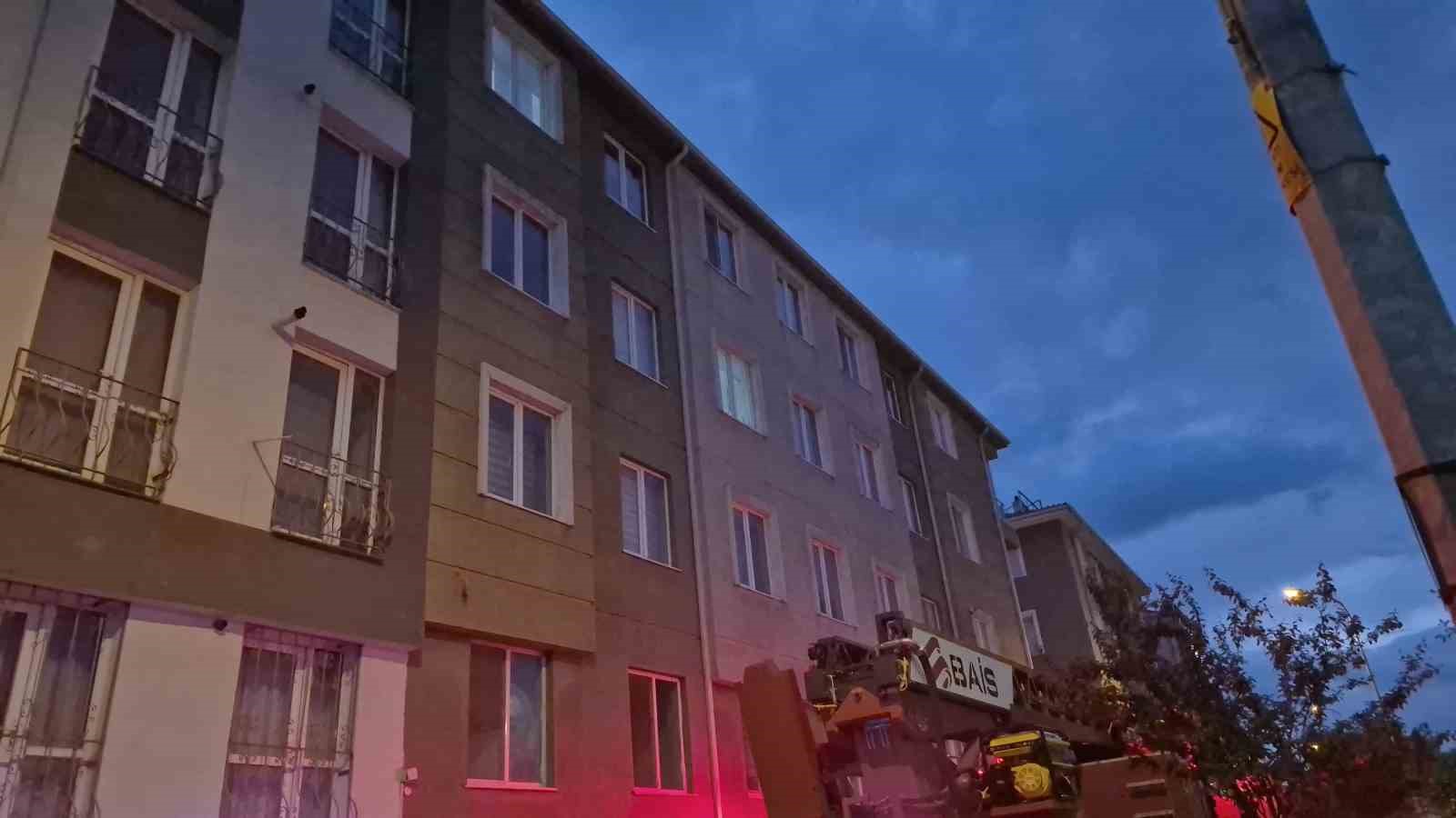Aspirat&ouml;r kaynaklı &ccedil;ıkan yangına itfaiye m&uuml;dahale etti