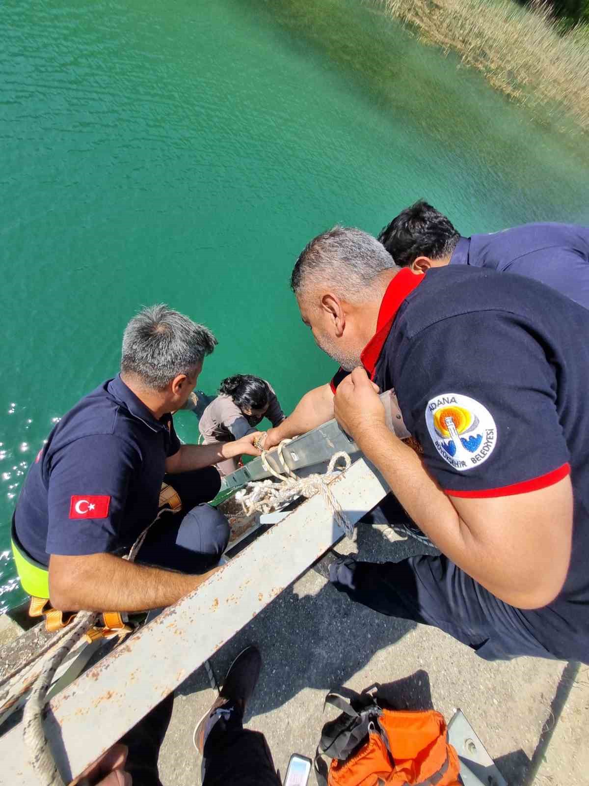 Adana&rsquo;da k&ouml;pr&uuml;den d&uuml;şen kadın itfaiye ekiplerince kurtarıldı