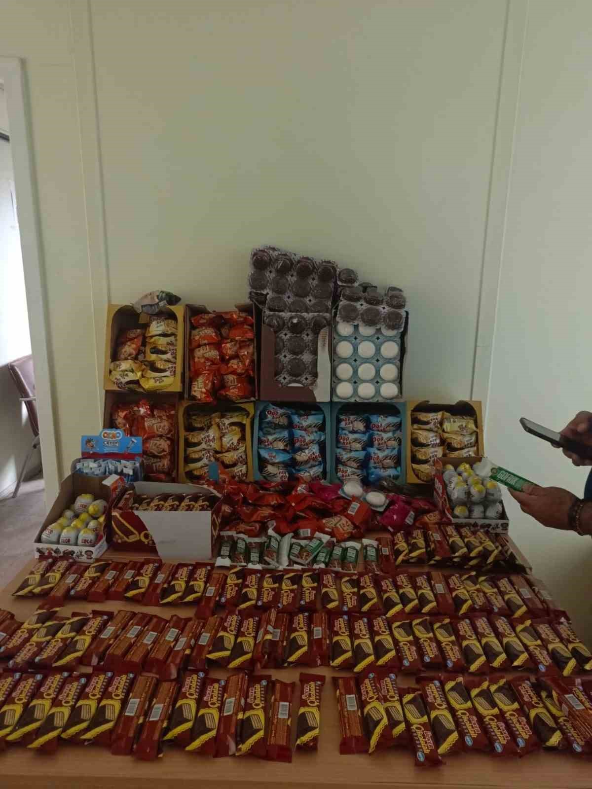 Battalgazi&rsquo;de market denetimlerinde tarihi ge&ccedil;miş &uuml;r&uuml;nlere el konuldu