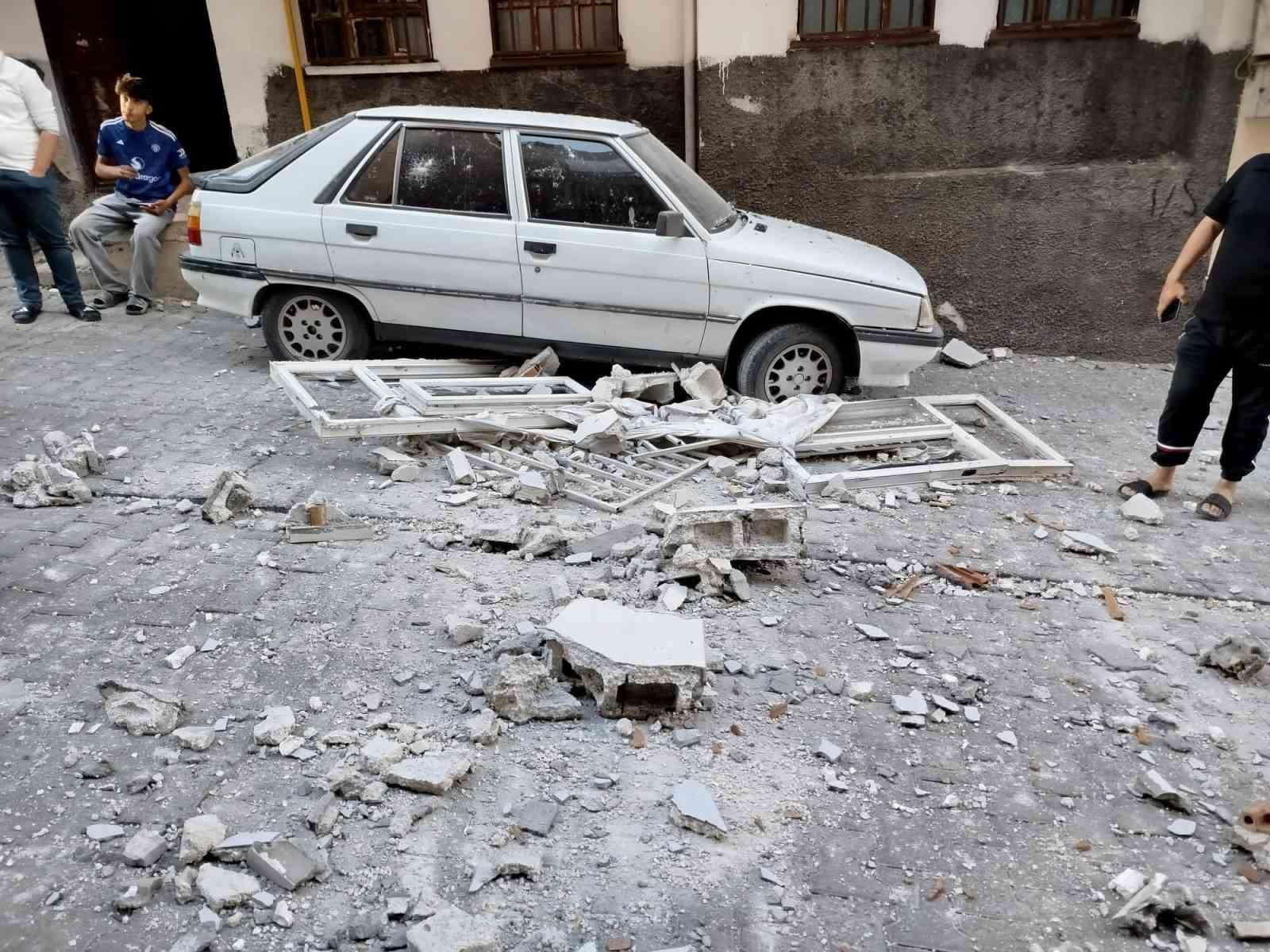 Şanlıurfa&rsquo;da gaz sıkışması patlamaya neden oldu: 1 yaralı