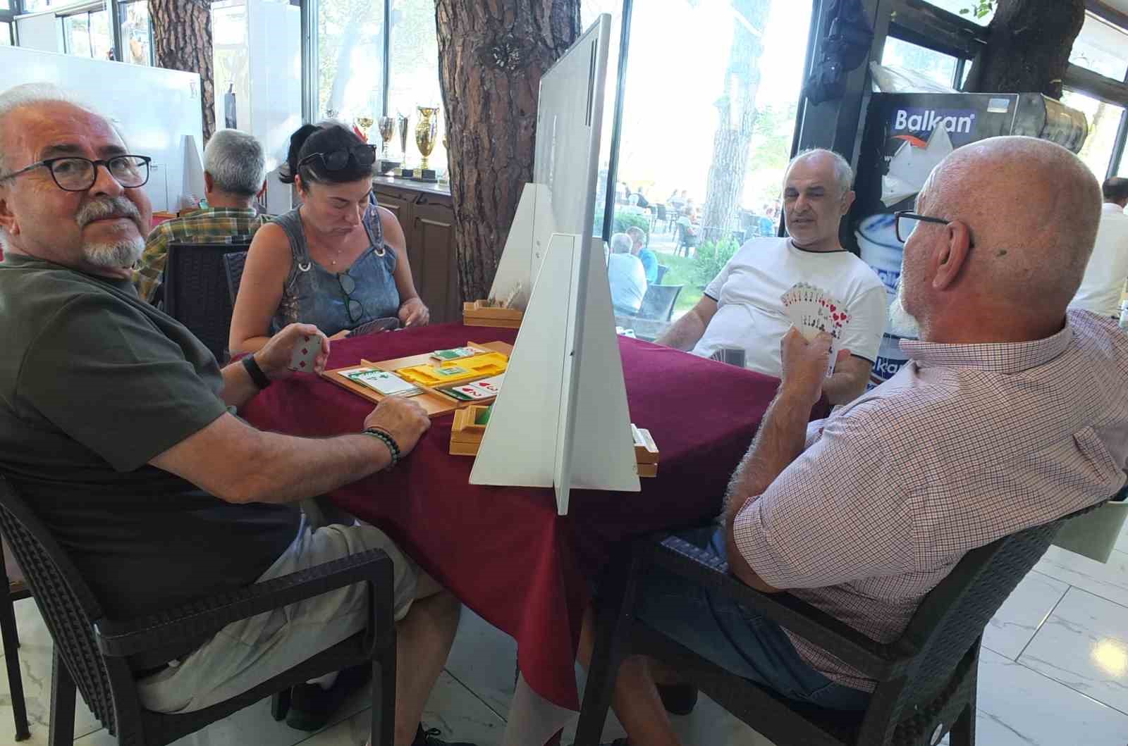 Burhaniye Kuzey Ege&rsquo;de Bri&ccedil; sporunun merkezi oldu