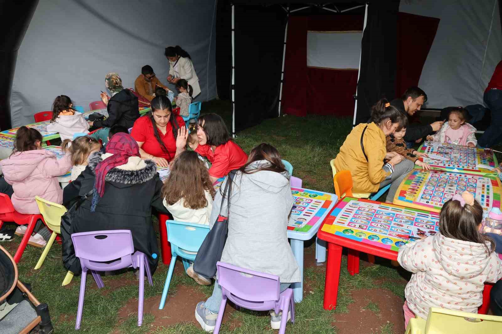 K&uuml;lt&uuml;r Yolu Festivali&rsquo;ne yoğun ilgi
