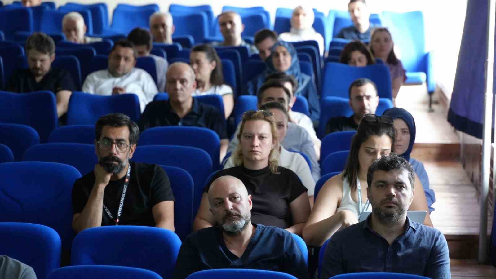 KB&Uuml; Tıp Fak&uuml;ltesi Akademik Kurulu toplandı