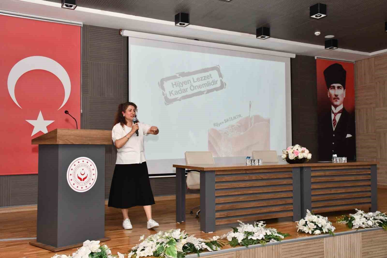 Aydın&rsquo;da &ccedil;ocuk hizmetleri masaya yatırıldı