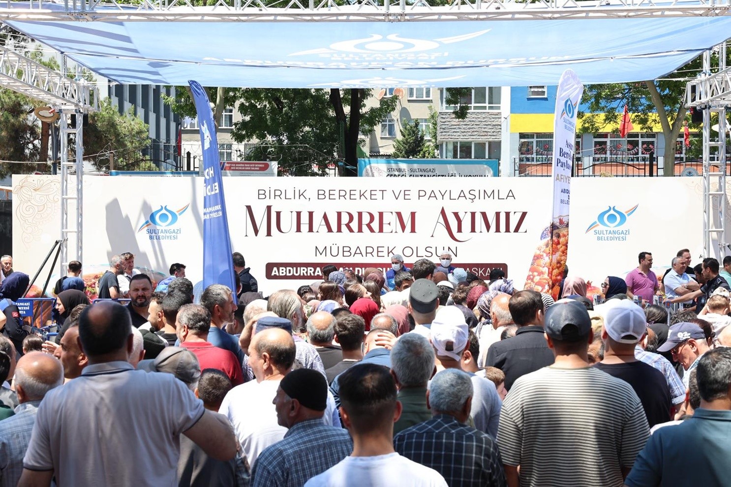 Sultangazi&rsquo;de aşure bereketi