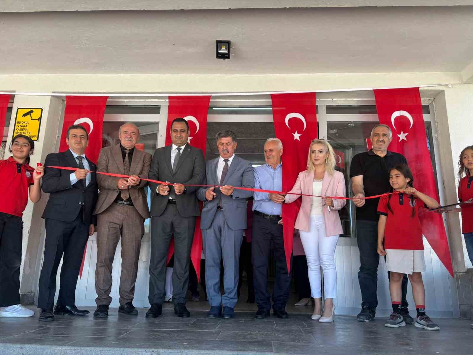 Fevziefendi İlkokulu &ouml;ğrencilerinden yıl sonu şenliği