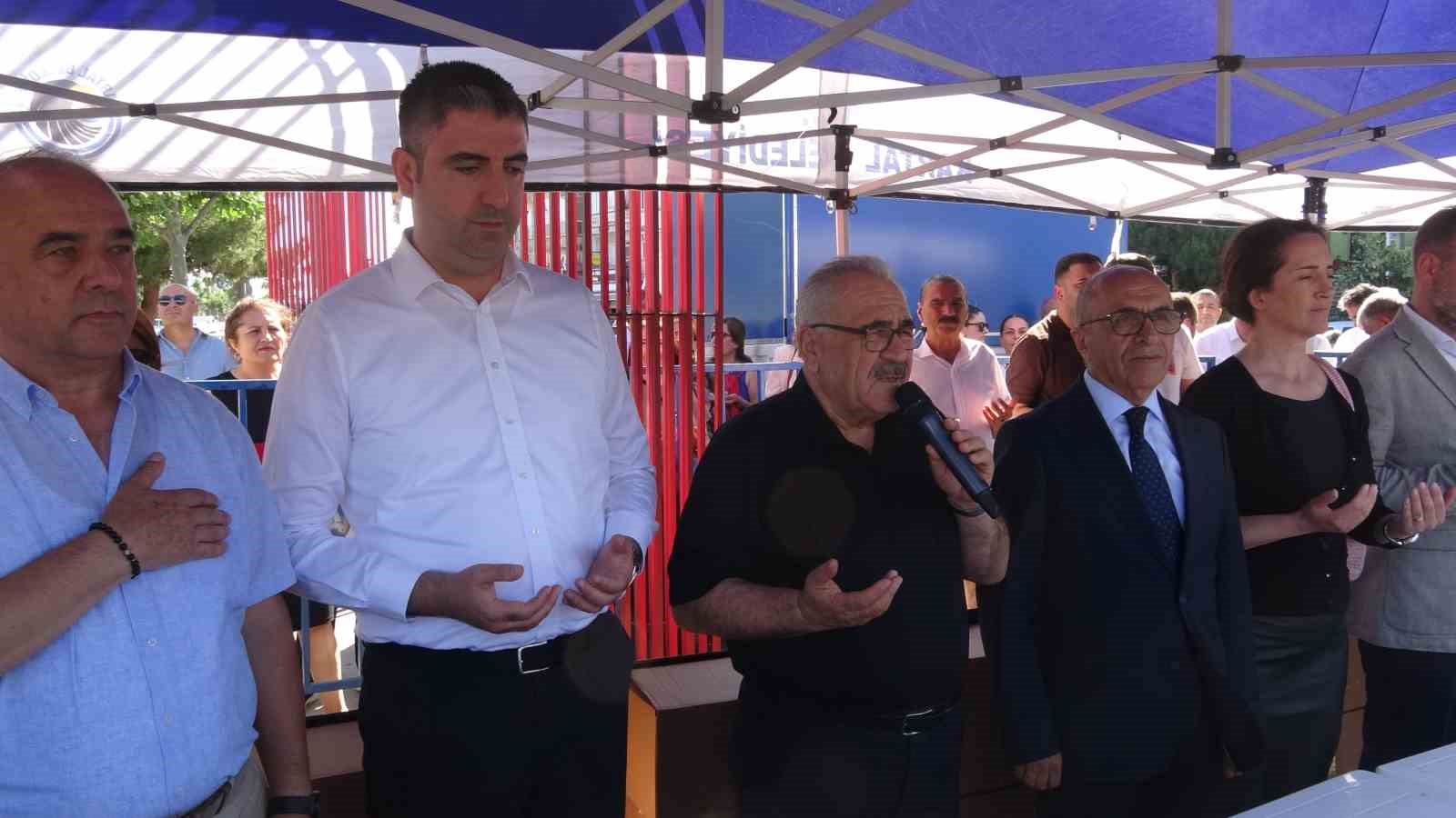 Kartal&rsquo;da Muharrem bereketi vatandaşla paylaşıldı: "Aşure bizim ortak simgemizdir"