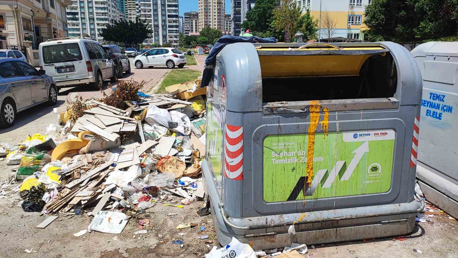 Seyhan Belediyesi&rsquo;nde "bankamatik&ccedil;i" tartışması: Muhtar ve vatandaşlar isyan etti