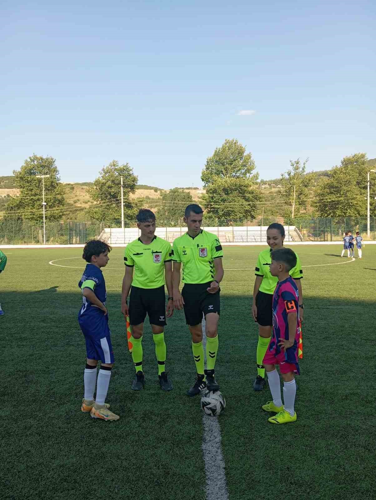 4 Eyl&uuml;lspor adını finale yazdırdı