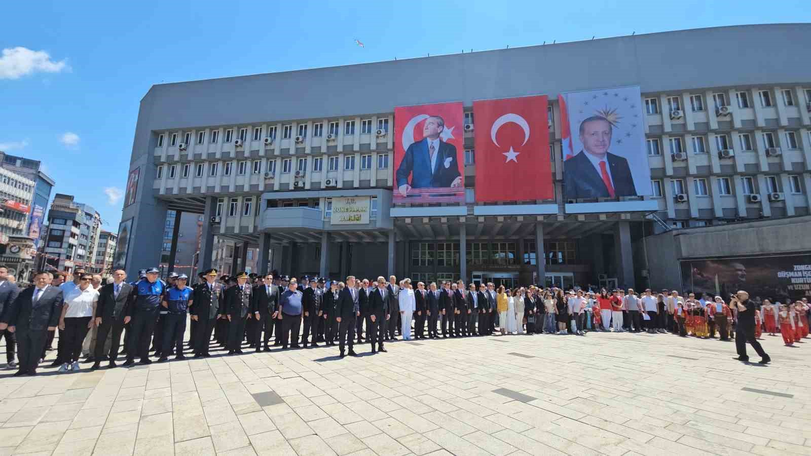 Zonguldak&rsquo;ın d&uuml;şman işgalinden kurtuluşunun 105&rsquo;inci yılı t&ouml;renlerle kutlandı