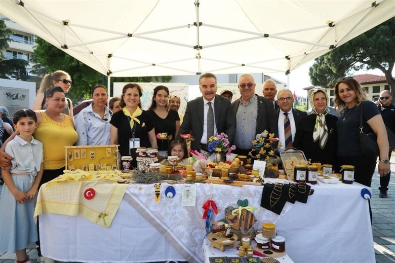 Edremit&rsquo;te hayat boyu &ouml;ğrenme coşkusu