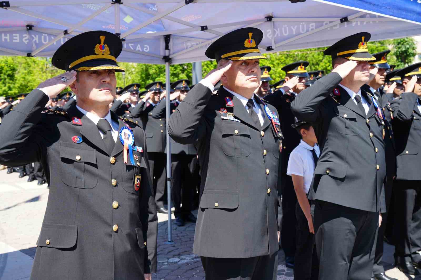 Gaziantep&rsquo;te Jandarma&rsquo;nın 187. yıl d&ouml;n&uuml;m&uuml; kutlandı