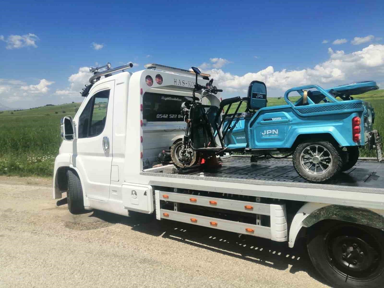 Eşini yolcu ettikten sonra dönüş yolunda kaza yapan yaşlı adam hayatını kaybetti