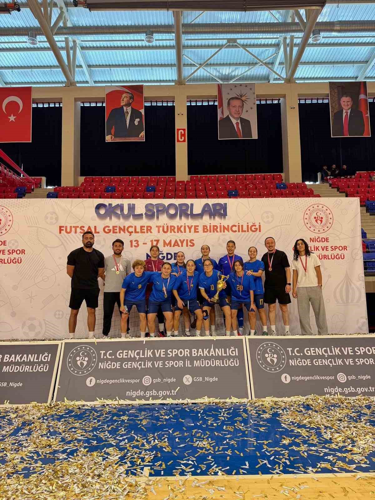 Asiye Ağaoğlu Anadolu Lisesi Kız Futsal Takımı 3’üncü kez Türkiye Şampiyonu oldu