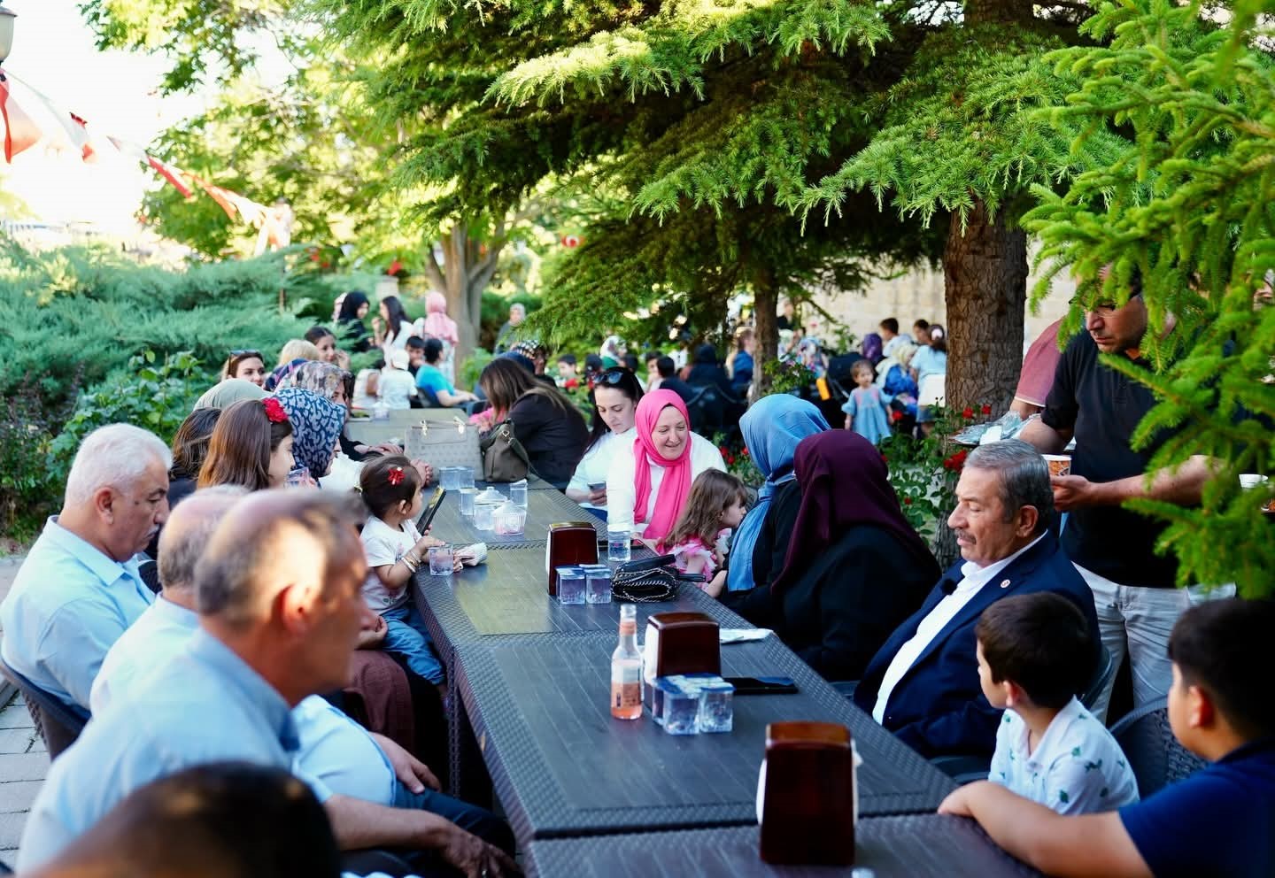 Darende&rsquo;de Tarihi Yusuf Paşa Bedesteni&rsquo;nde aşure bereketi