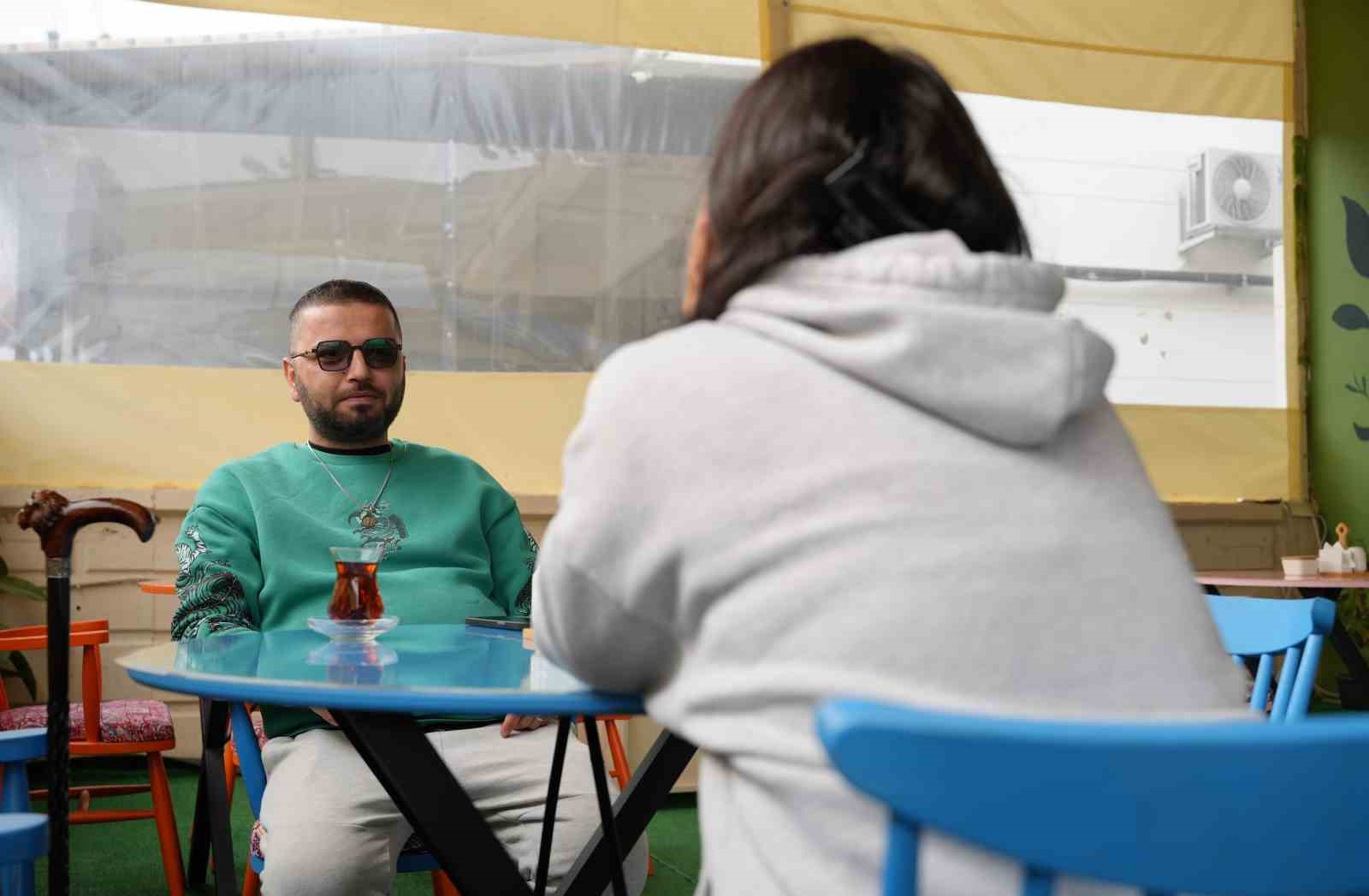 Denizli&rsquo;de duyarlı esnaftan kadınlara y&ouml;nelik anlamlı farkındalık