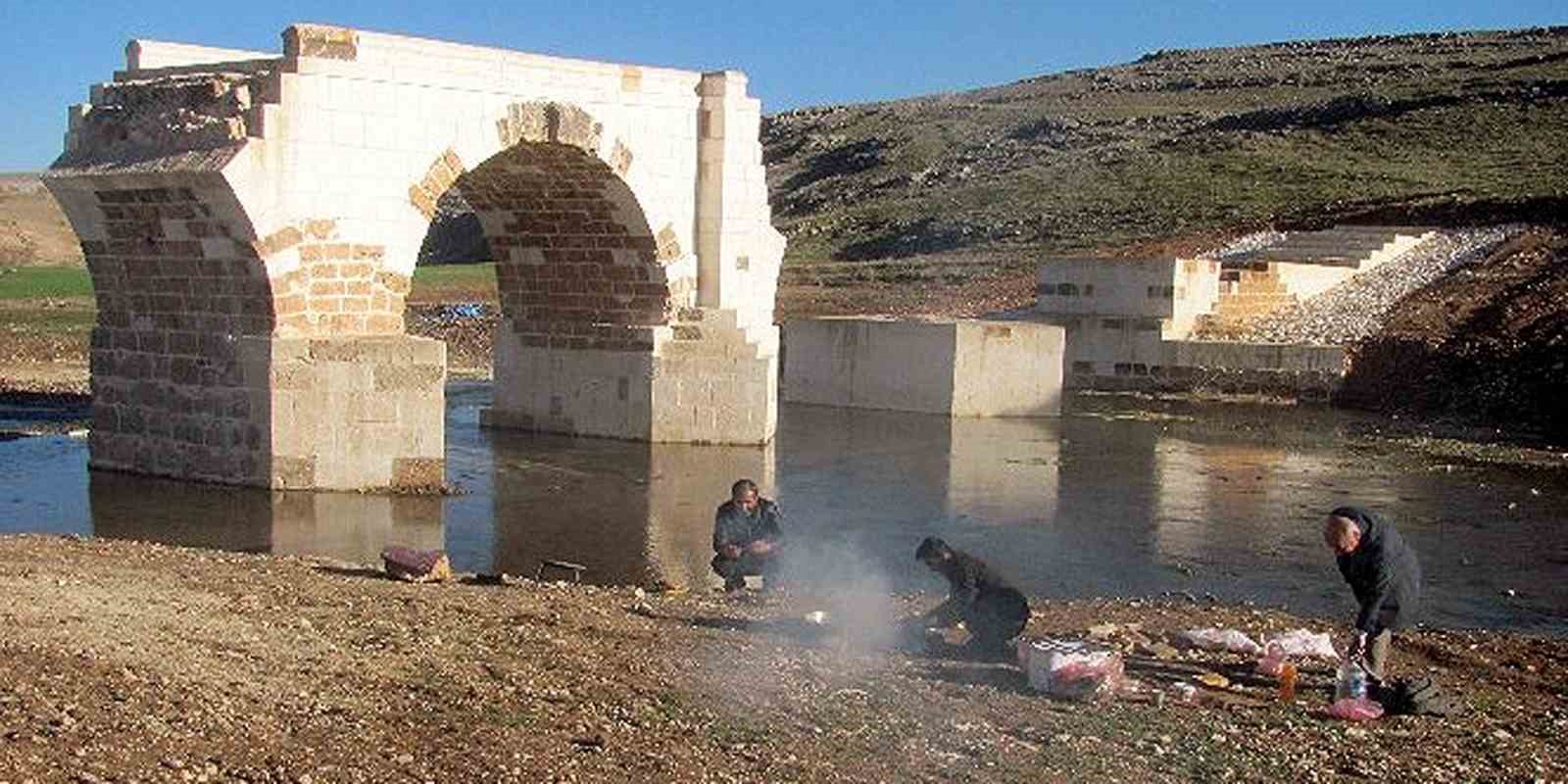 Sarıkaya&rsquo;dan, Tarihi Septimus Severus K&ouml;pr&uuml;s&uuml; &Ccedil;evresine Piknik Alanı Talebi