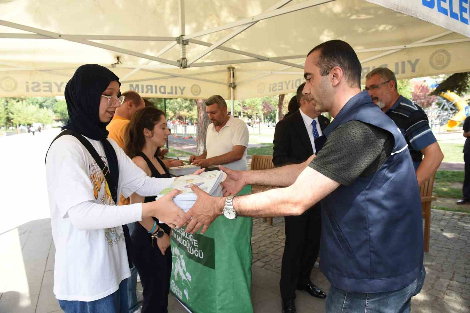 Yıldırım&rsquo;da emektar kitaplar nakite d&ouml;n&uuml;ş&uuml;yor