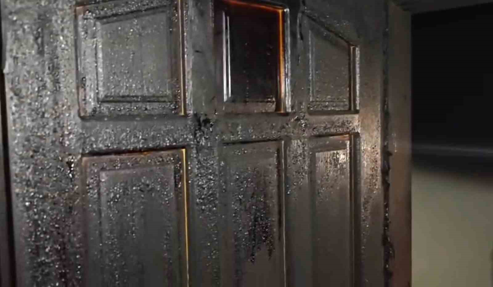 Ağrı Valisi &Ouml;nder Bozkurt&rsquo;tan yangında zarar g&ouml;ren aileye destek