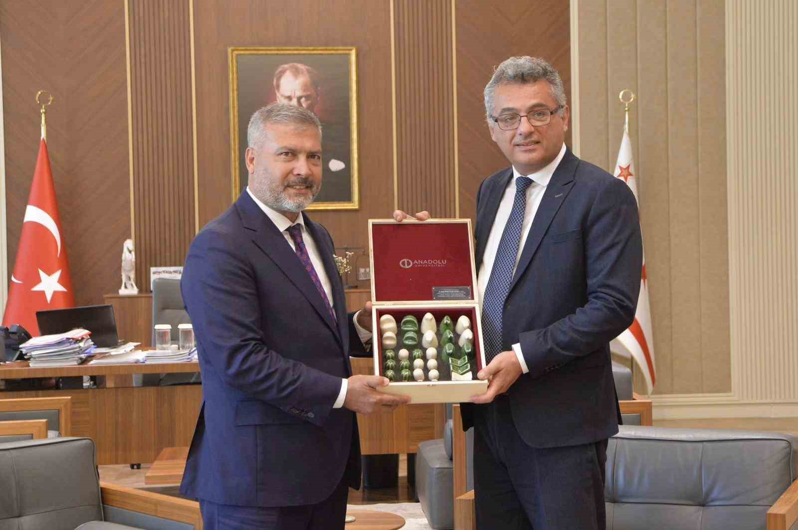 Anadolu &Uuml;niversitesi KKTC&rsquo;de eğitim iş birliklerini g&uuml;&ccedil;lendiriyor