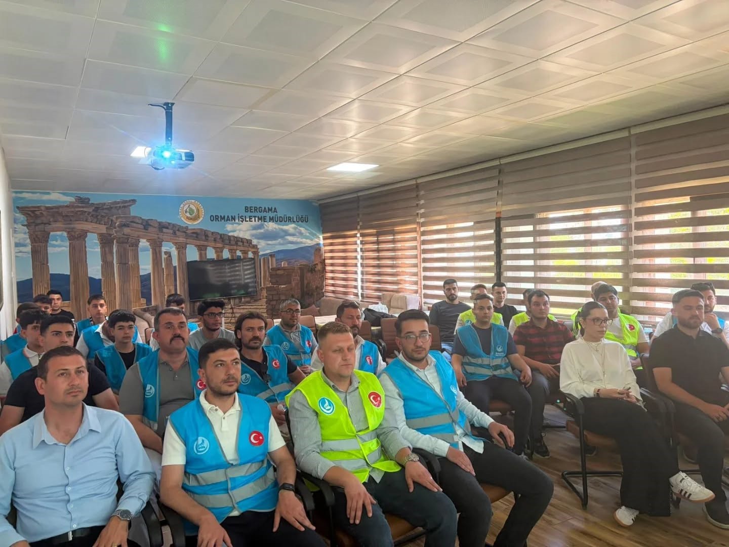 Aliağa &Uuml;lk&uuml; Ocakları&rsquo;na uygulamalı orman yangınları eğitimi