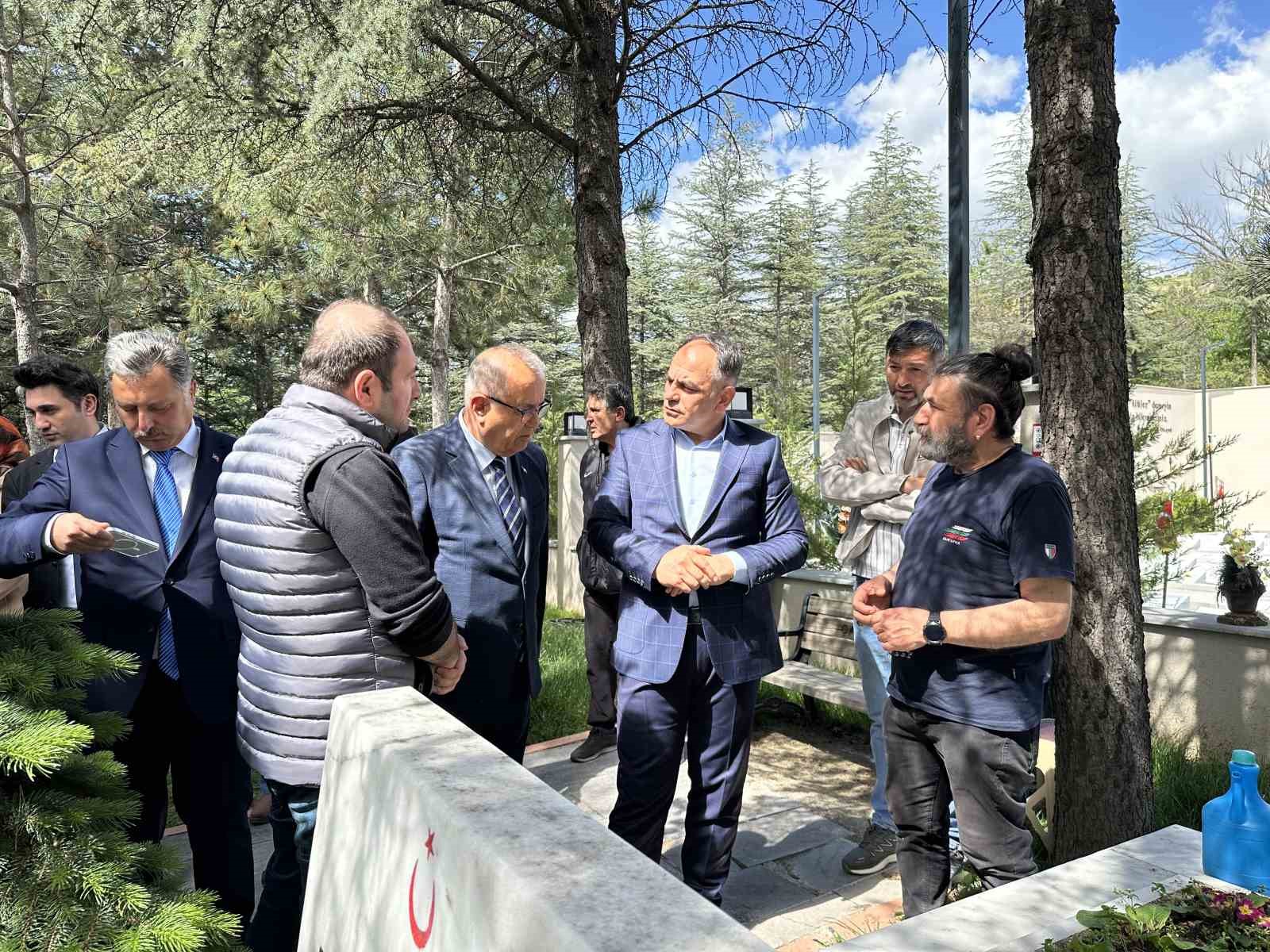 &Ccedil;ankırı&rsquo;da şehitler dualarla anıldı