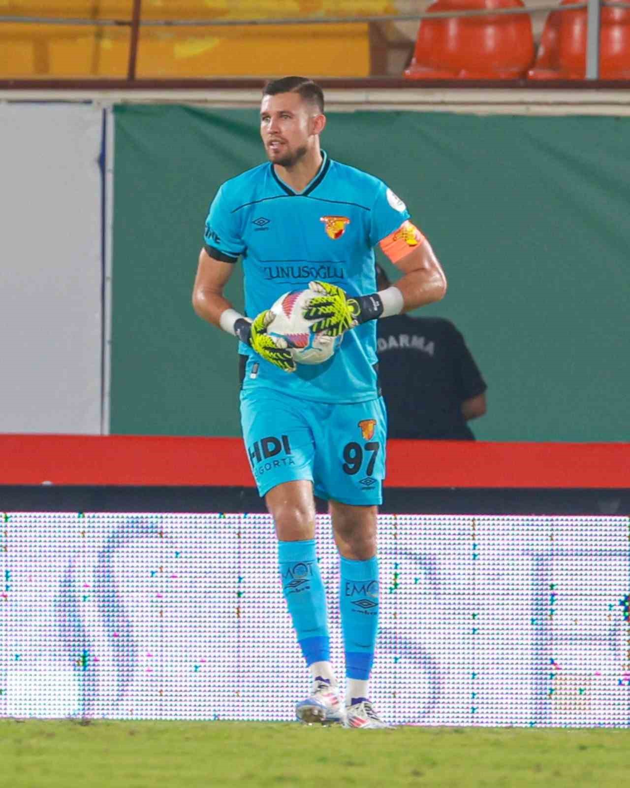 G&ouml;ztepe, Mateusz Lis transferi i&ccedil;in Lech Poznan ile anlaştı