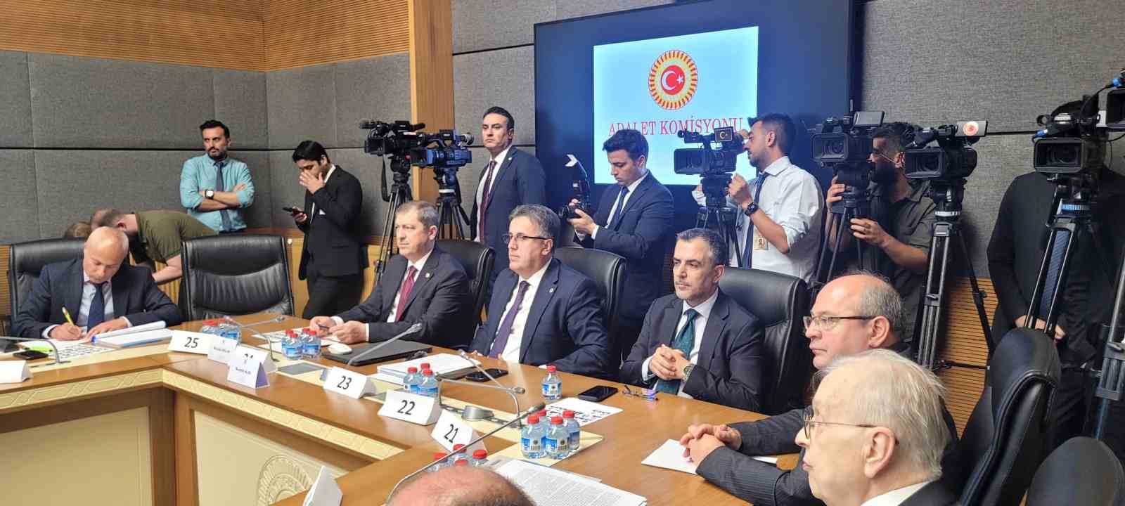 12. Yargı Paketi Adalet Komisyonu&rsquo;nda