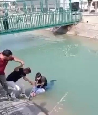 Tarsus&rsquo;ta sulama kanalına d&uuml;şen şahıs &ouml;l&uuml;mden d&ouml;nd&uuml;