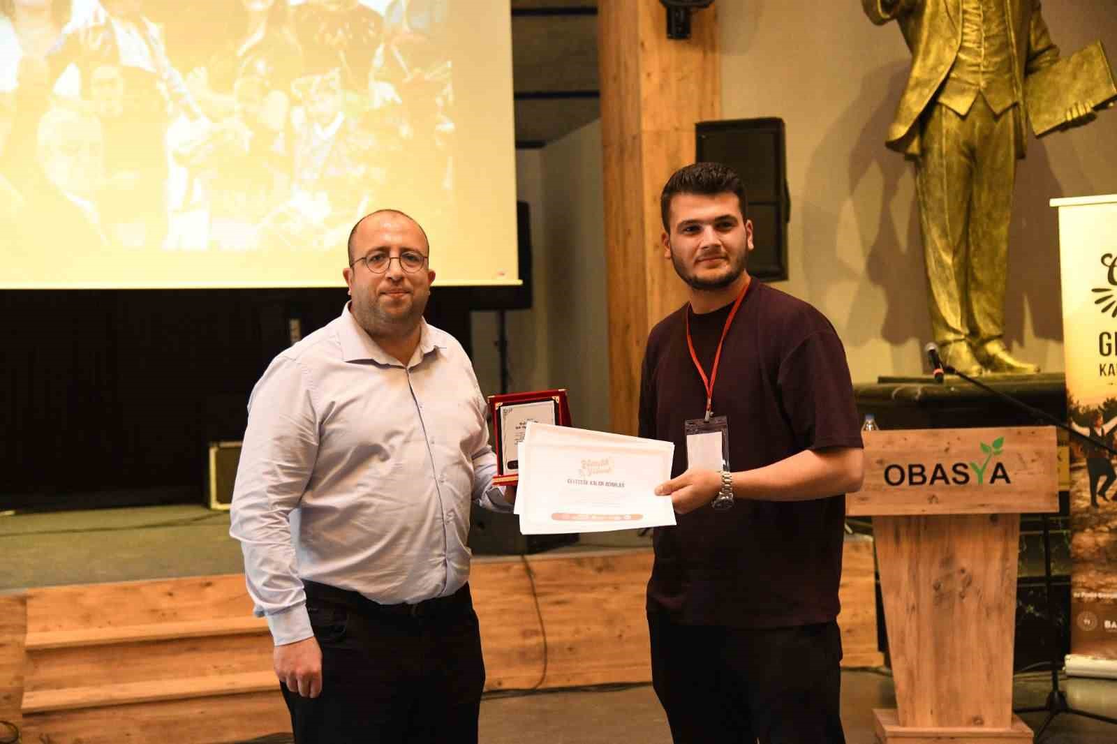 Zeybek k&uuml;lt&uuml;r&uuml; Obasya&rsquo;da anlatıldı