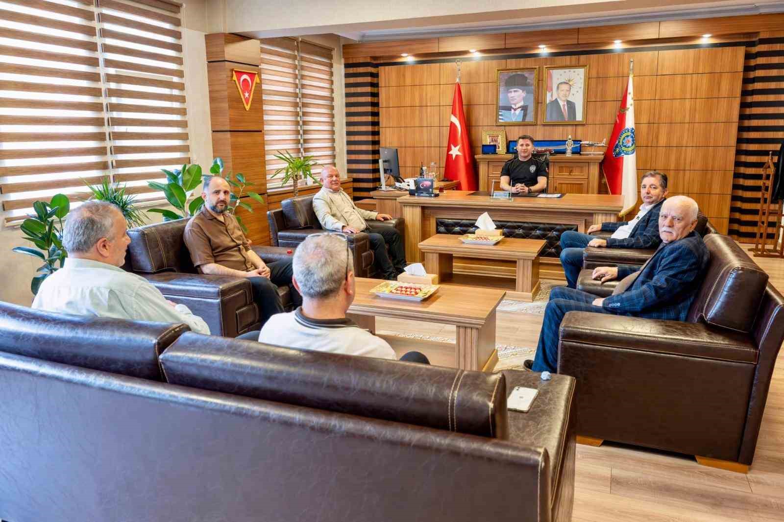 ASKF Başkanı Tosun&rsquo;dan Emniyet M&uuml;d&uuml;r&uuml; &Ccedil;ağlar&rsquo;a anlamlı buluşma