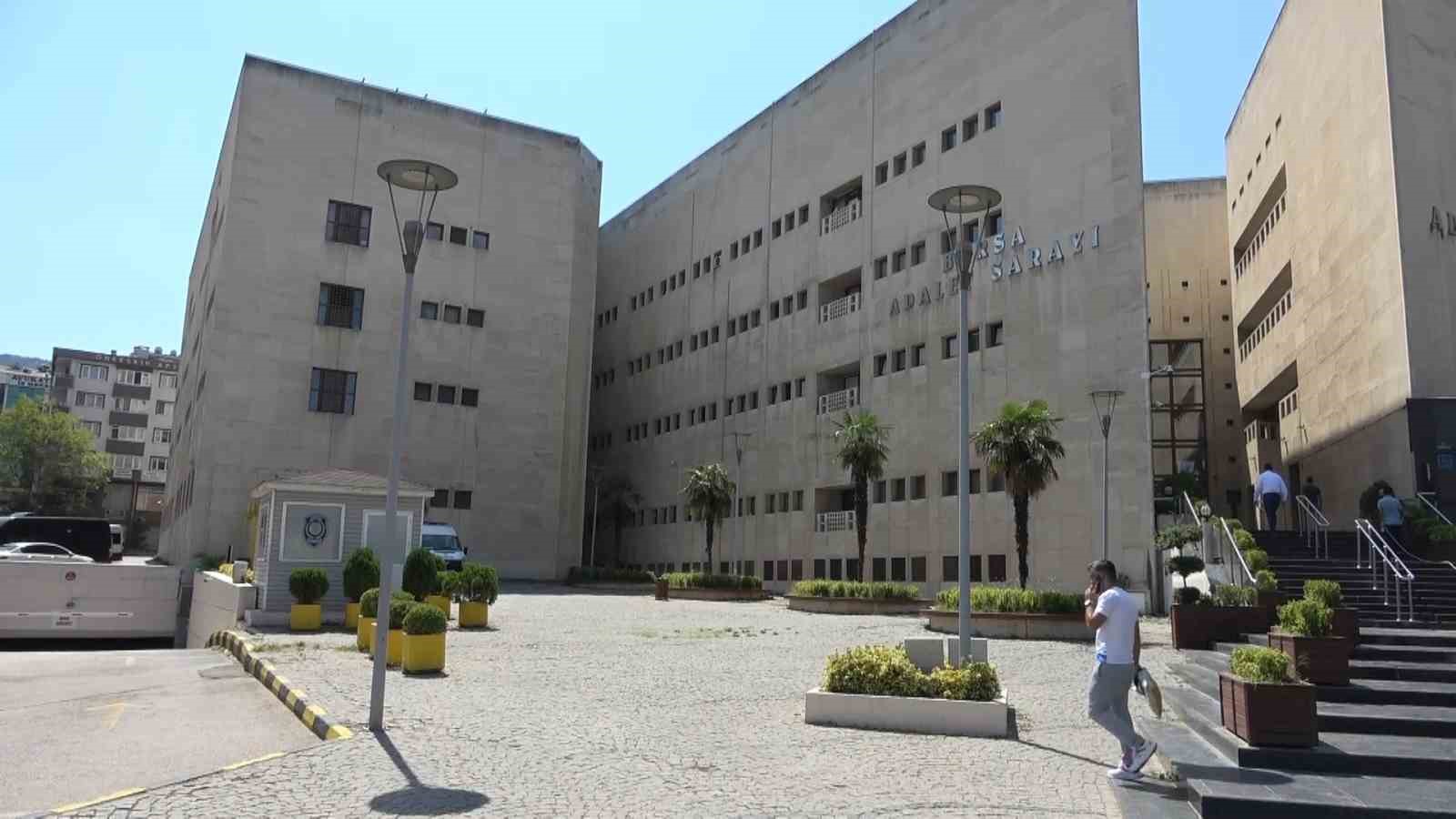 Bursalı avukattan Prof. Dr. Mehmet Ceyhan&rsquo;a su&ccedil; duyurusu