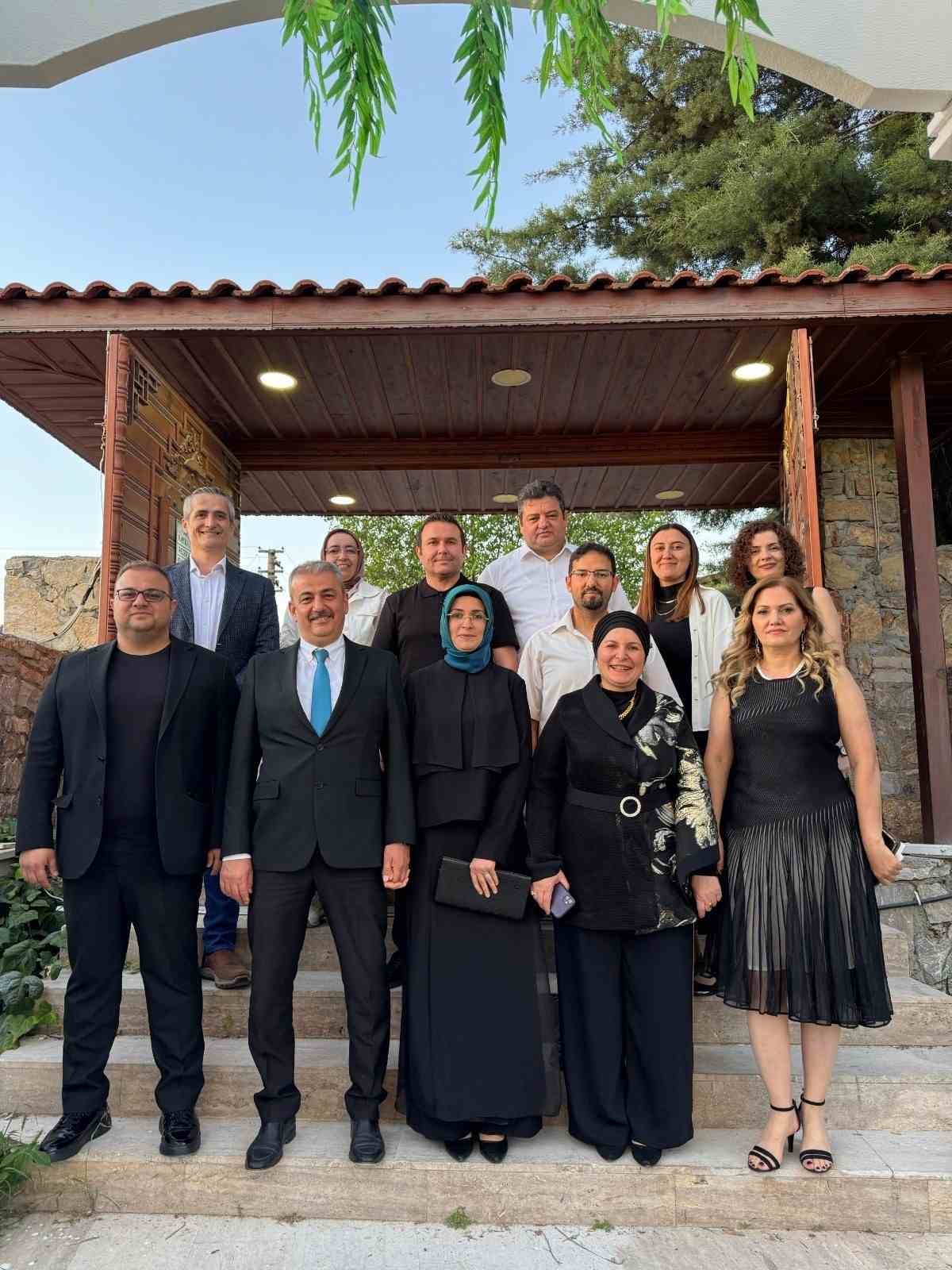 Muğla’da sağlık camiası 5. Geleneksel Sağlık Balosu’nda bir araya geldi
