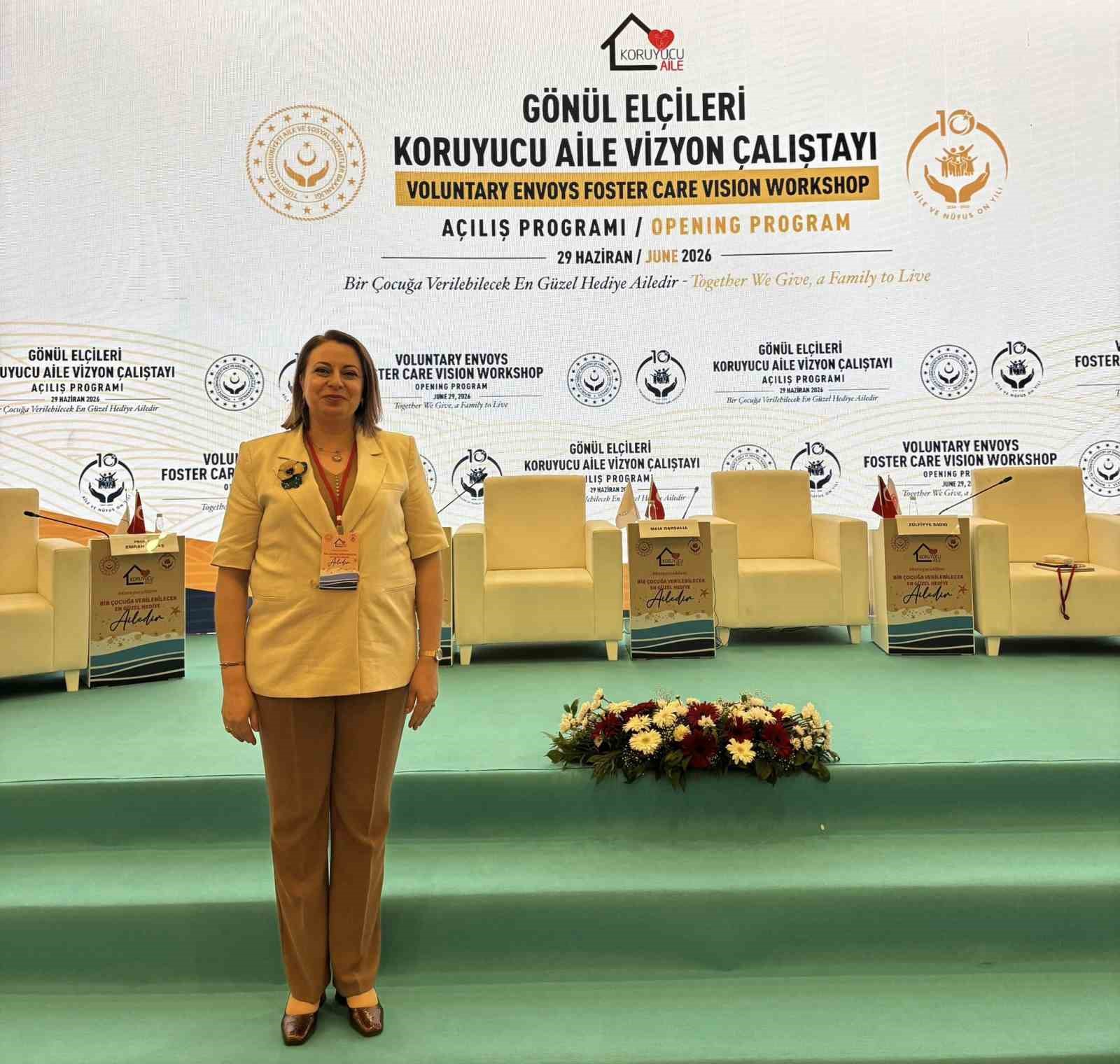 Do&ccedil;. Dr. Şenay Yılmaz, &rsquo;G&ouml;n&uuml;l El&ccedil;ileri Koruyucu Aile Vizyon &Ccedil;alıştayı&rsquo;na katıldı