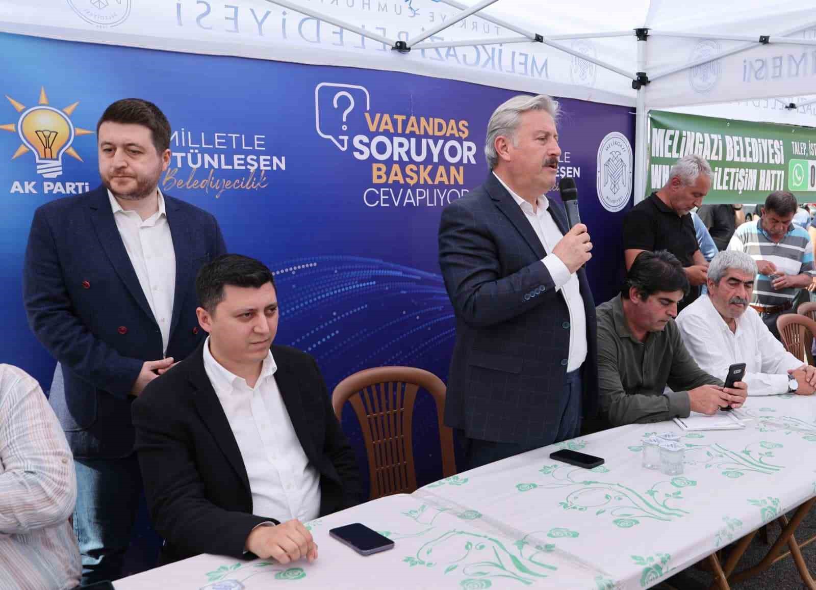 Başkan Palancıoğlu, Yenik&ouml;y Mahalle sakinlerini dinledi