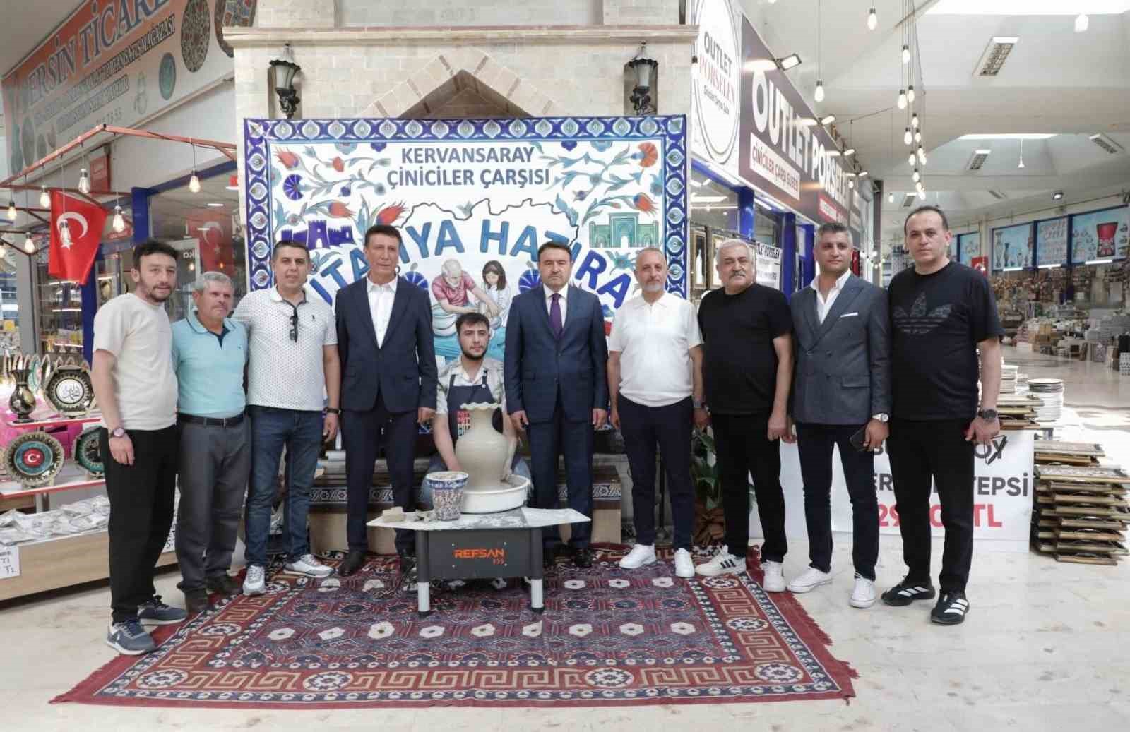 Vali Musa Işın&rsquo;dan Kervansaray &Ccedil;iniciler &Ccedil;arşısı&rsquo;na ziyaret