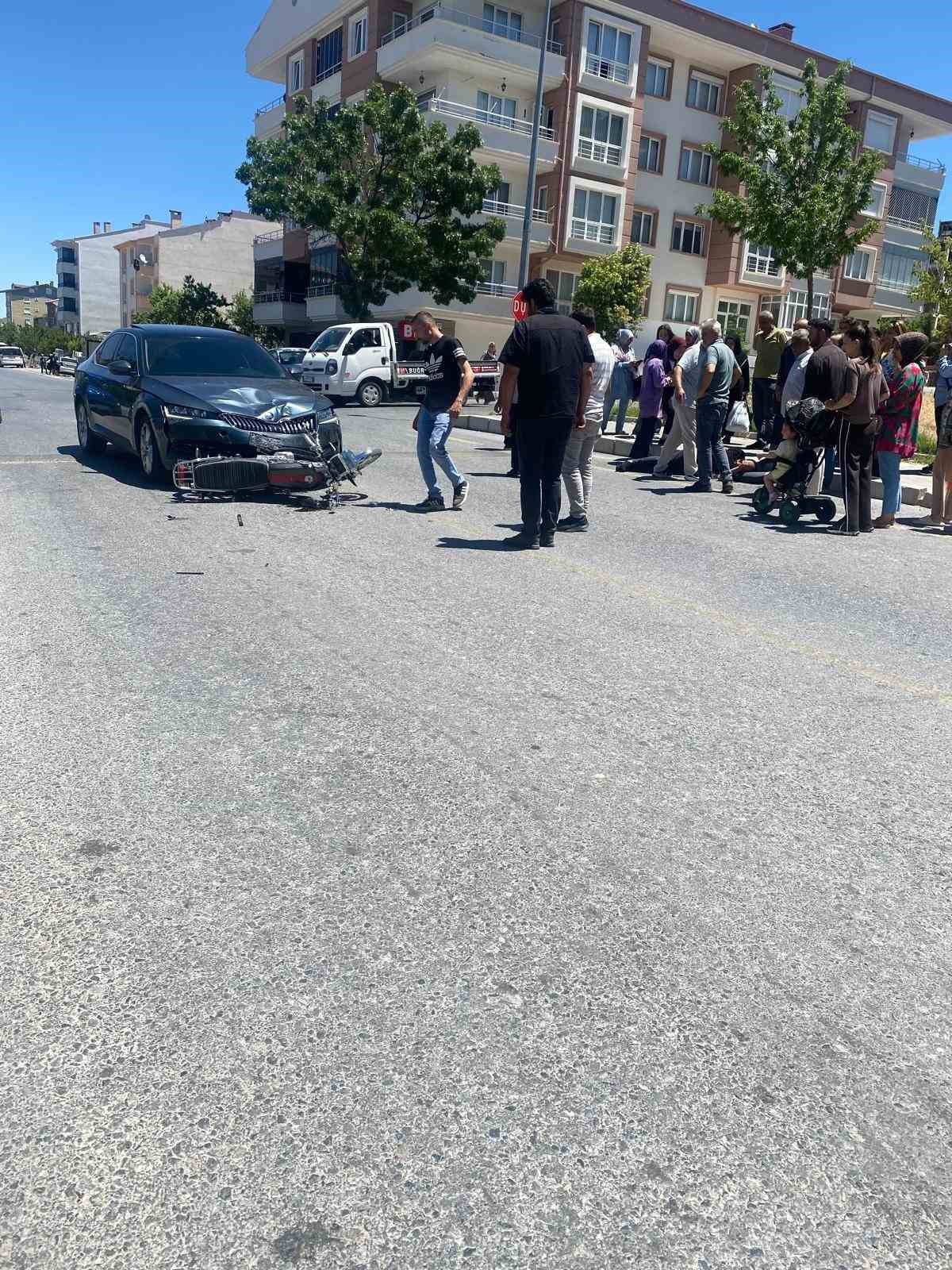 Nevşehir&rsquo;de otomobil ile motorlu bisiklet &ccedil;arpıştı: 1 yaralı
