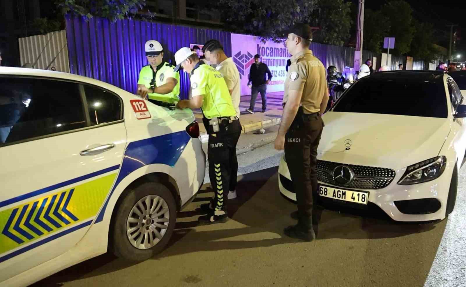 Aksaray&rsquo;da ehliyetsiz s&uuml;r&uuml;c&uuml;ye 202 bin lira ceza