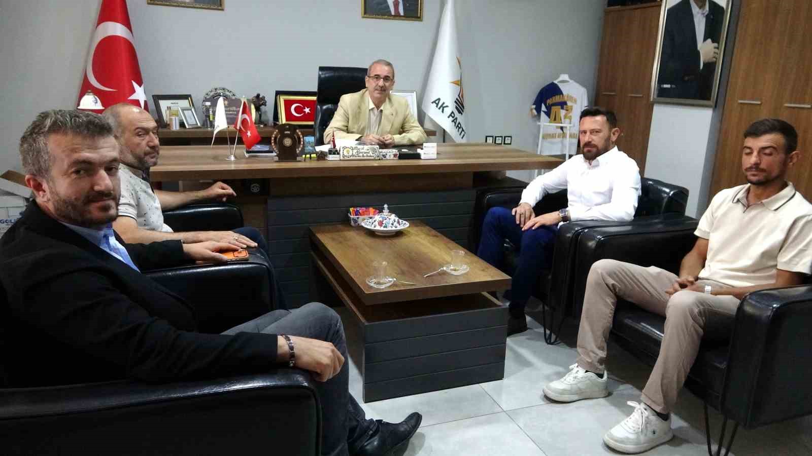 K&uuml;tahya&rsquo;da Anahtar Parti&rsquo;den AK Parti&rsquo;ye katılım