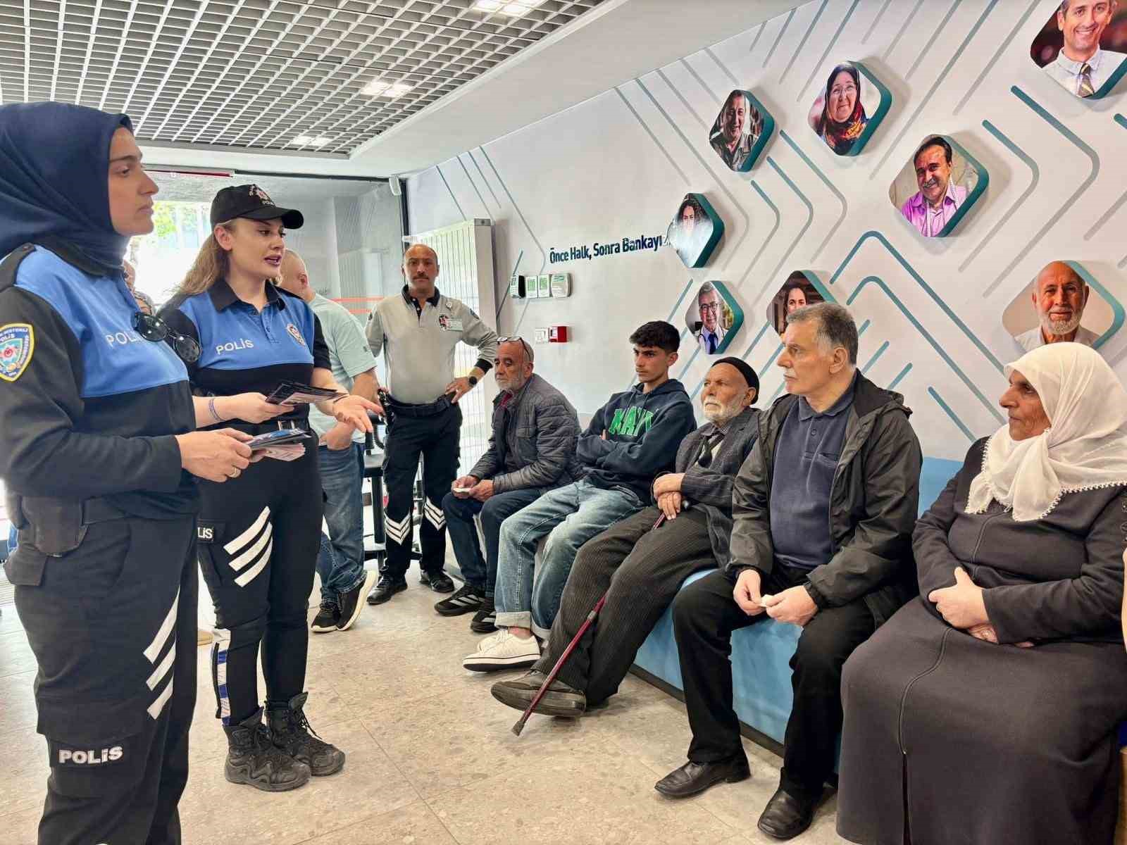 Kars Emniyeti&rsquo;nden dolandırıcılığa karşı bilin&ccedil;lendirme seferberliği