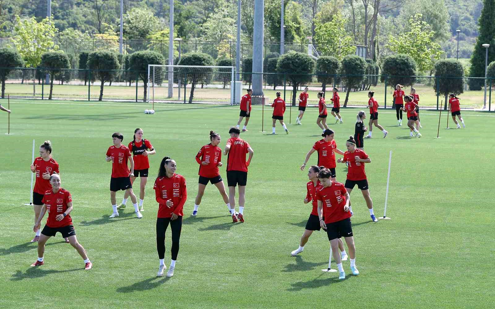 Kadın A Milli Takımı, Malta yolculuğu &ouml;ncesi taktik &ccedil;alıştı