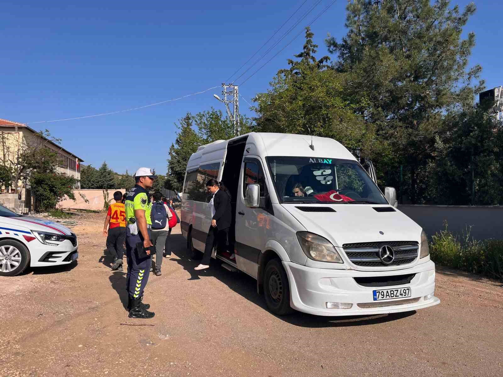 Kilis&rsquo;te okul servis ara&ccedil;larına denetim
