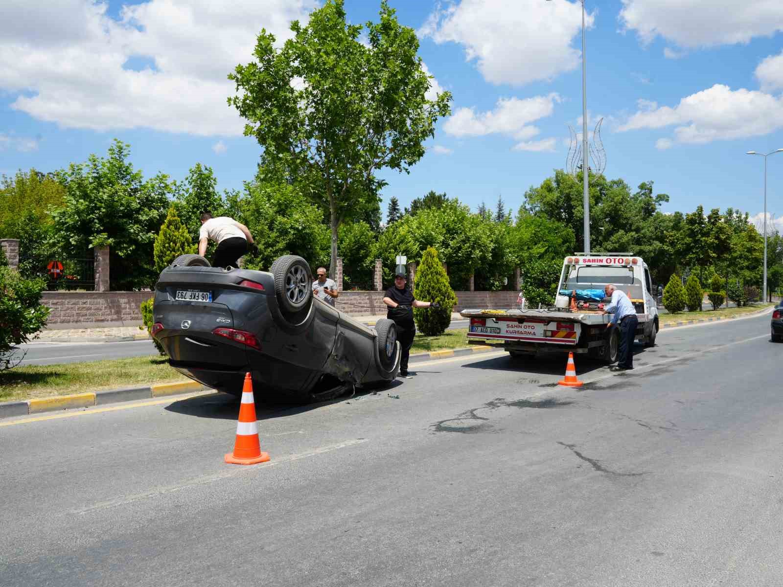 Kastamonu&rsquo;da otomobil takla attı: 1 yaralı