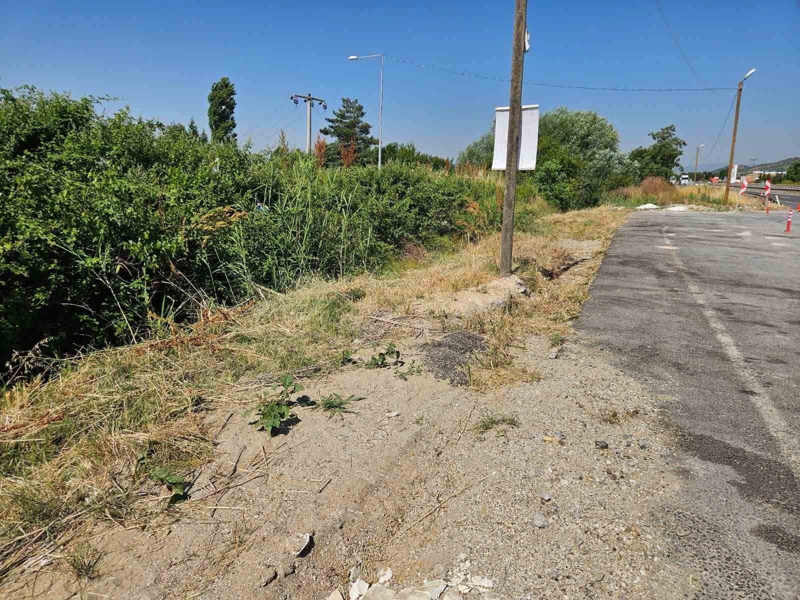 Bilecik’te jandarma poşet poşet çöp topladı
