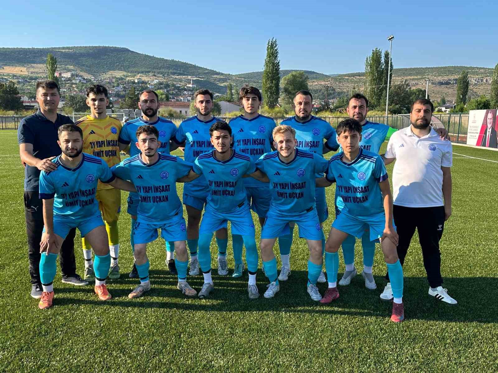 G&ouml;lpazarıspor 1. Amat&ouml;r Lig&rsquo;e y&uuml;kselmeyi son haftada kaybetti