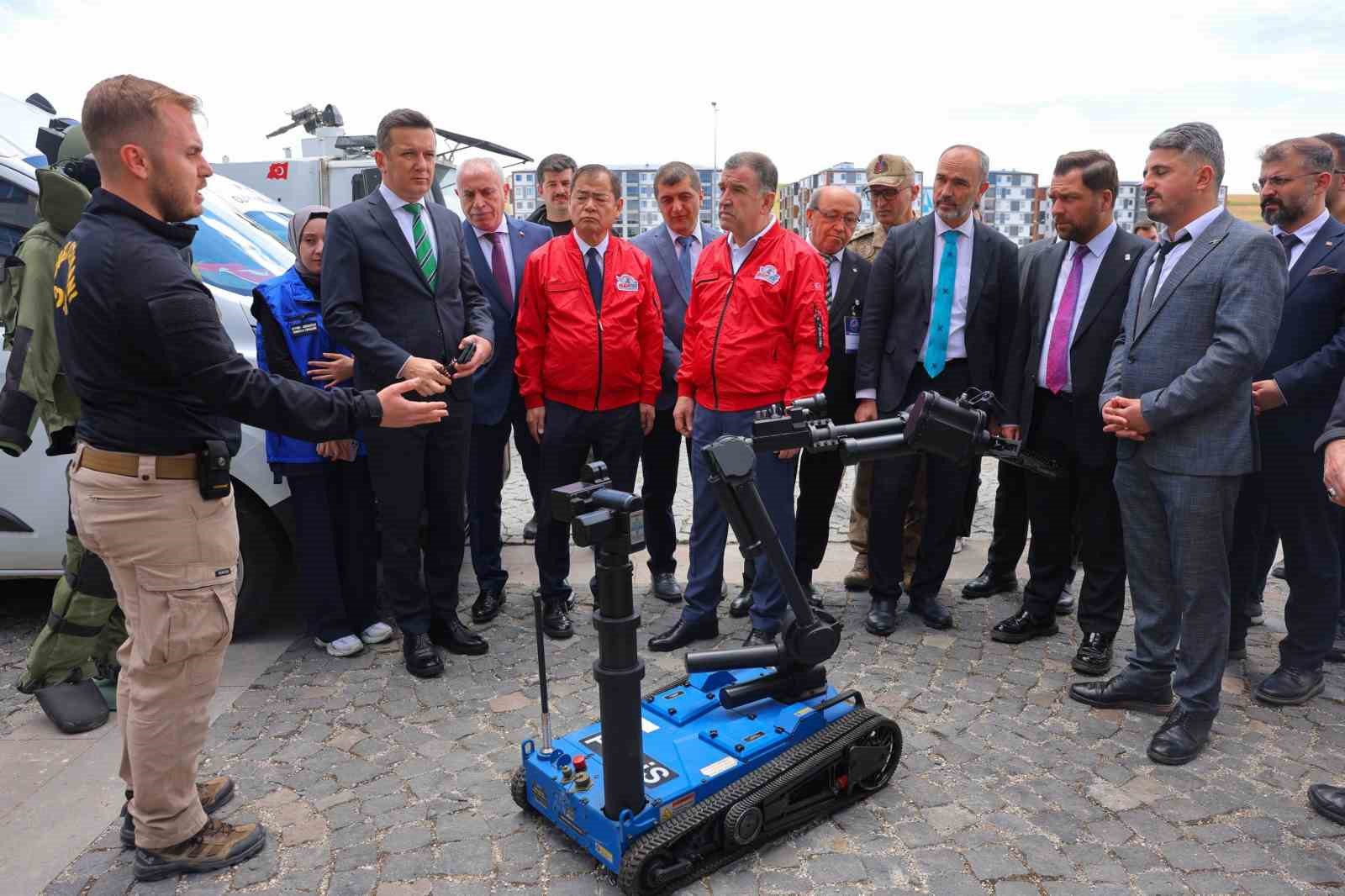 Bayburt&rsquo;ta 23 afet grubunun katılımıyla deprem tatbikatı yapıldı