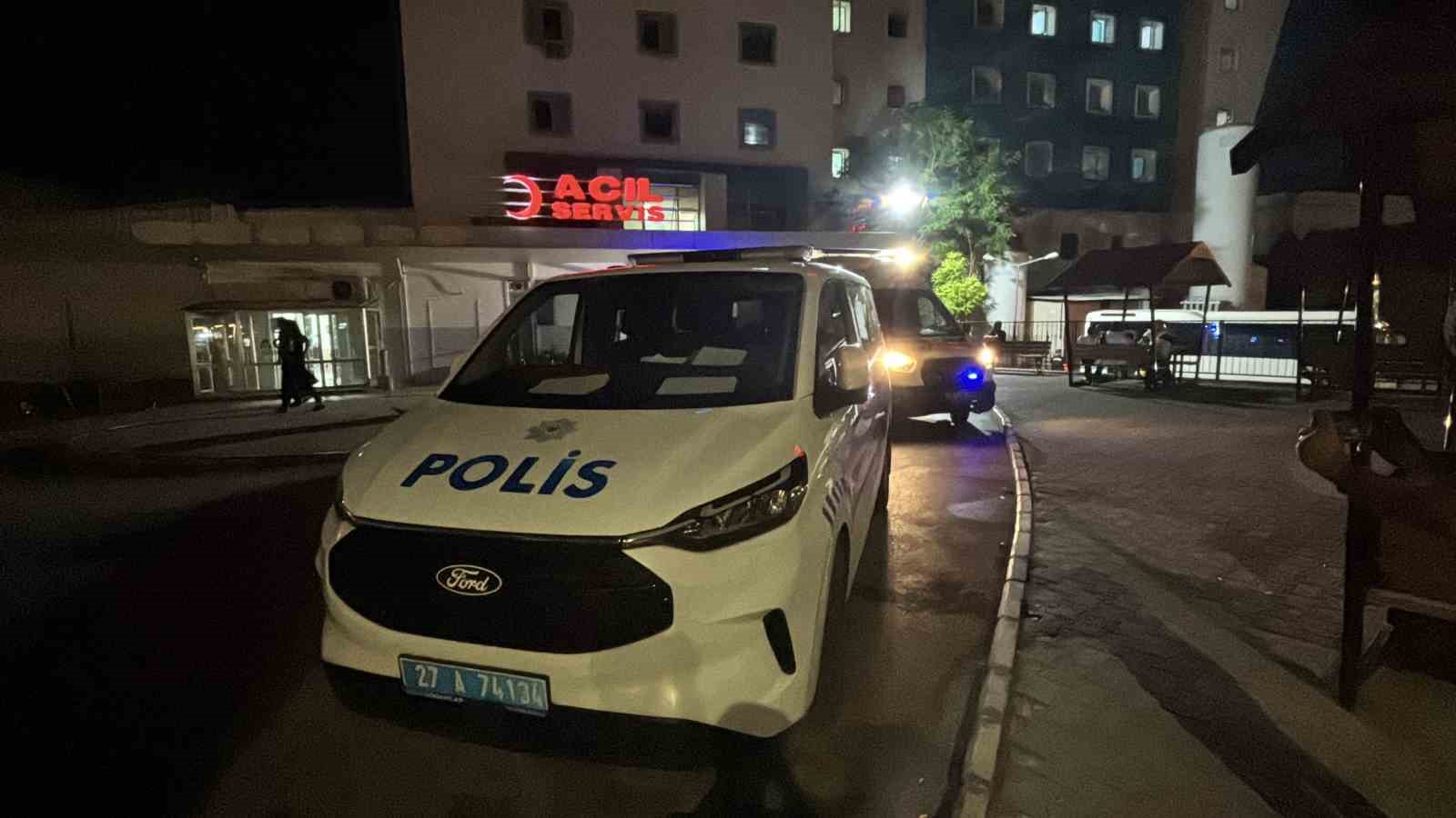 Baba, tartıştığı oğlunu bı&ccedil;aklayarak &ouml;ld&uuml;rd&uuml;