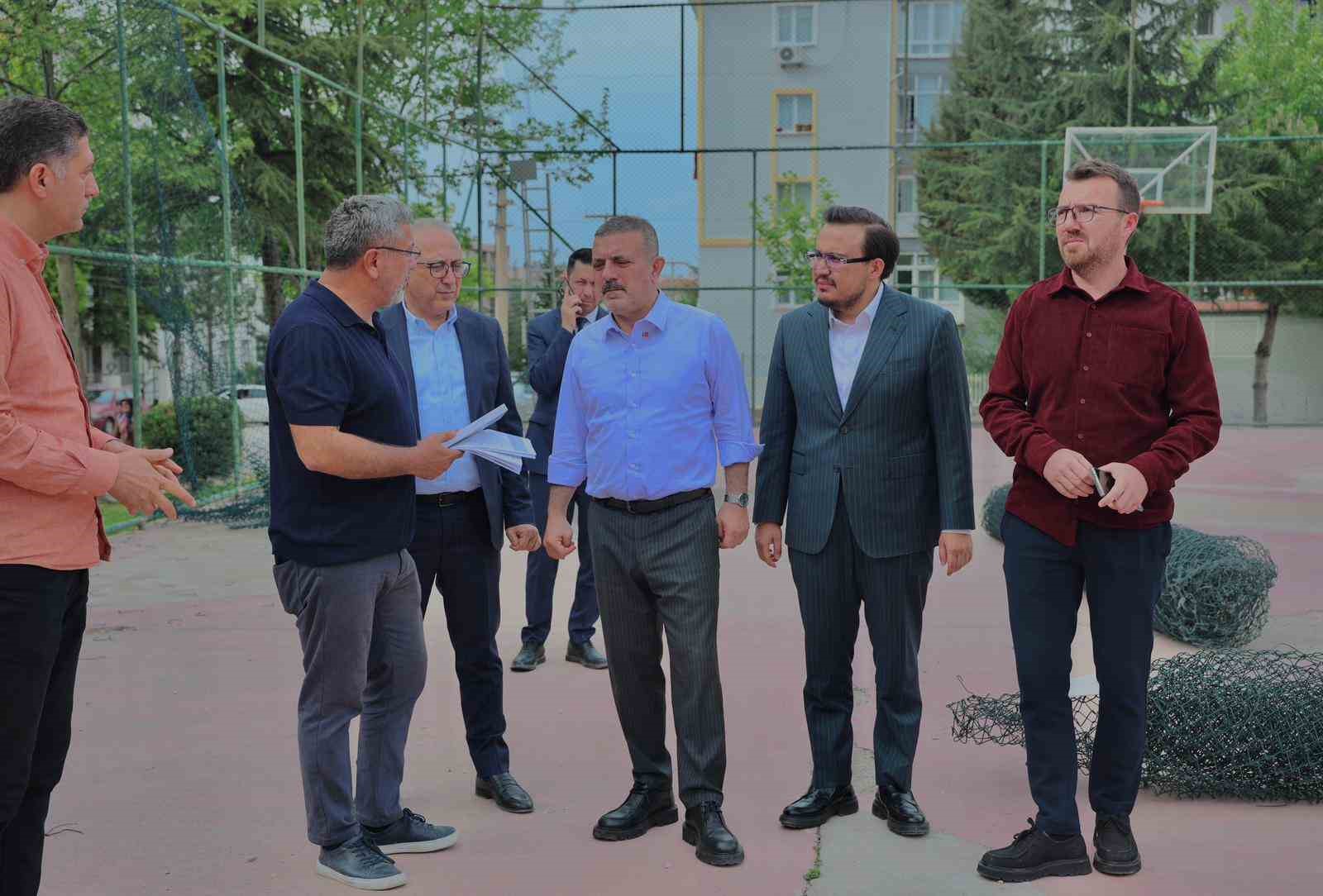 Sincan&rsquo;da parklar yenileniyor