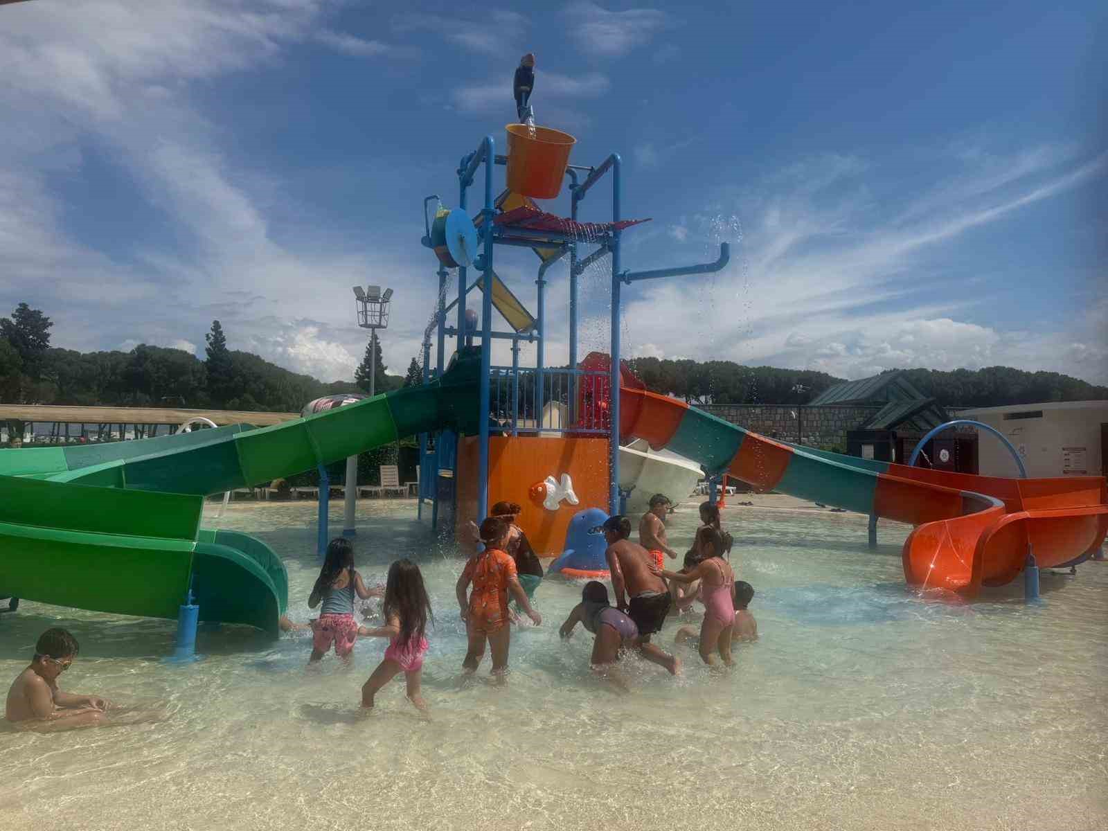 Tekstil Park Aquapark kapılarını a&ccedil;tı
